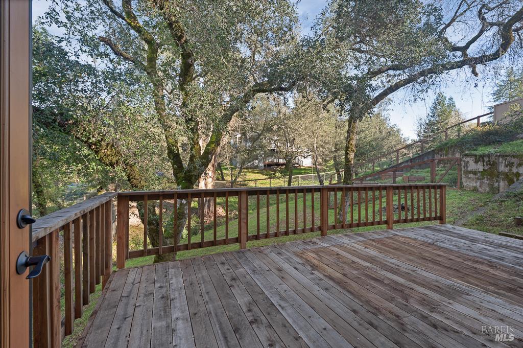 Detail Gallery Image 37 of 39 For 801 Samantha Ct, Healdsburg,  CA 95448 - 5 Beds | 4 Baths