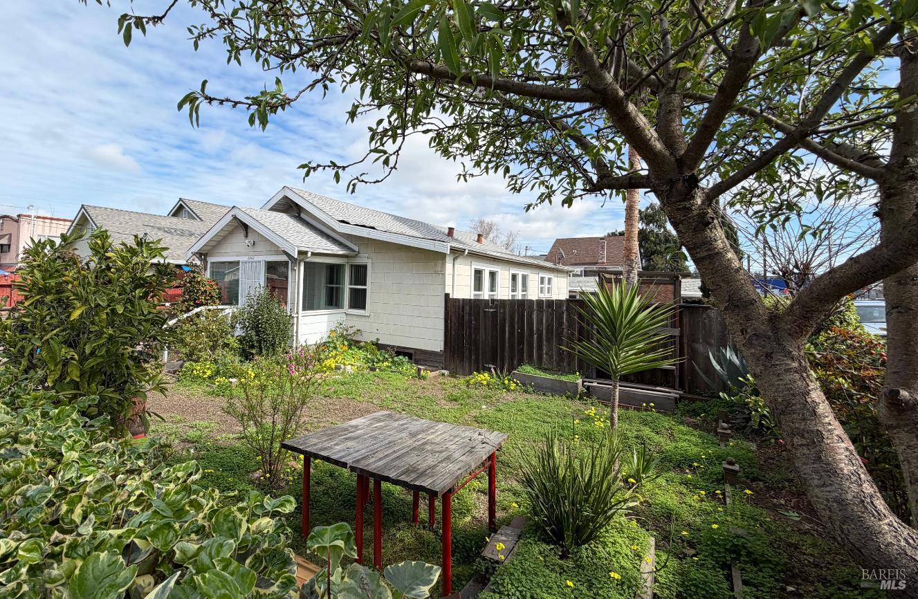 Front Image Thumbnail for BA326016006