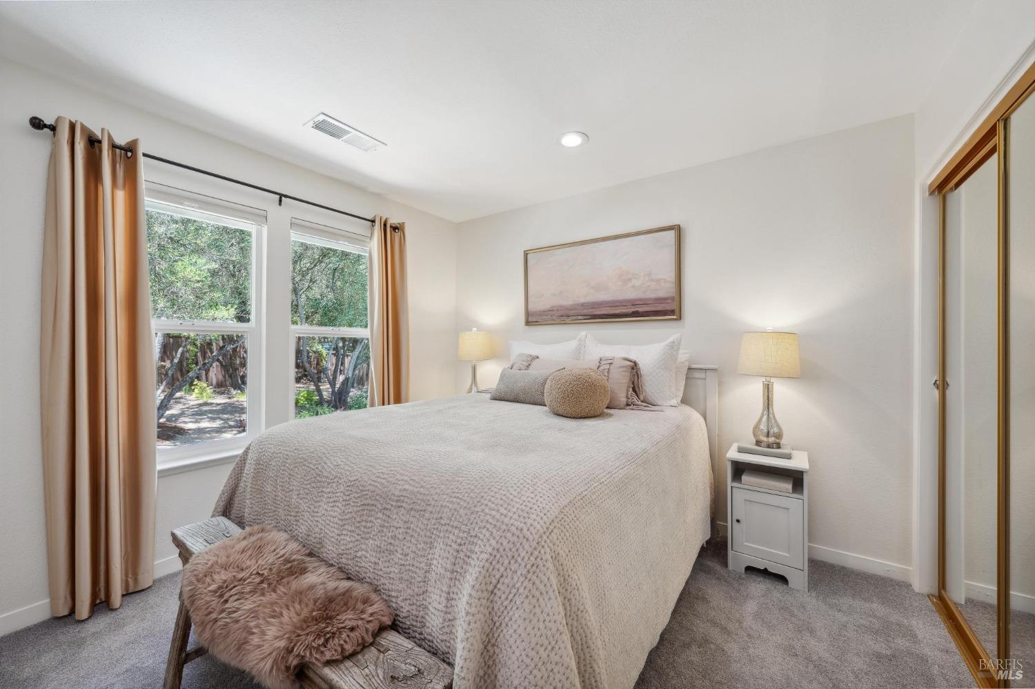 Detail Gallery Image 21 of 43 For 4880 Warm Springs Rd, Glen Ellen,  CA 95442 - 5 Beds | 3/1 Baths