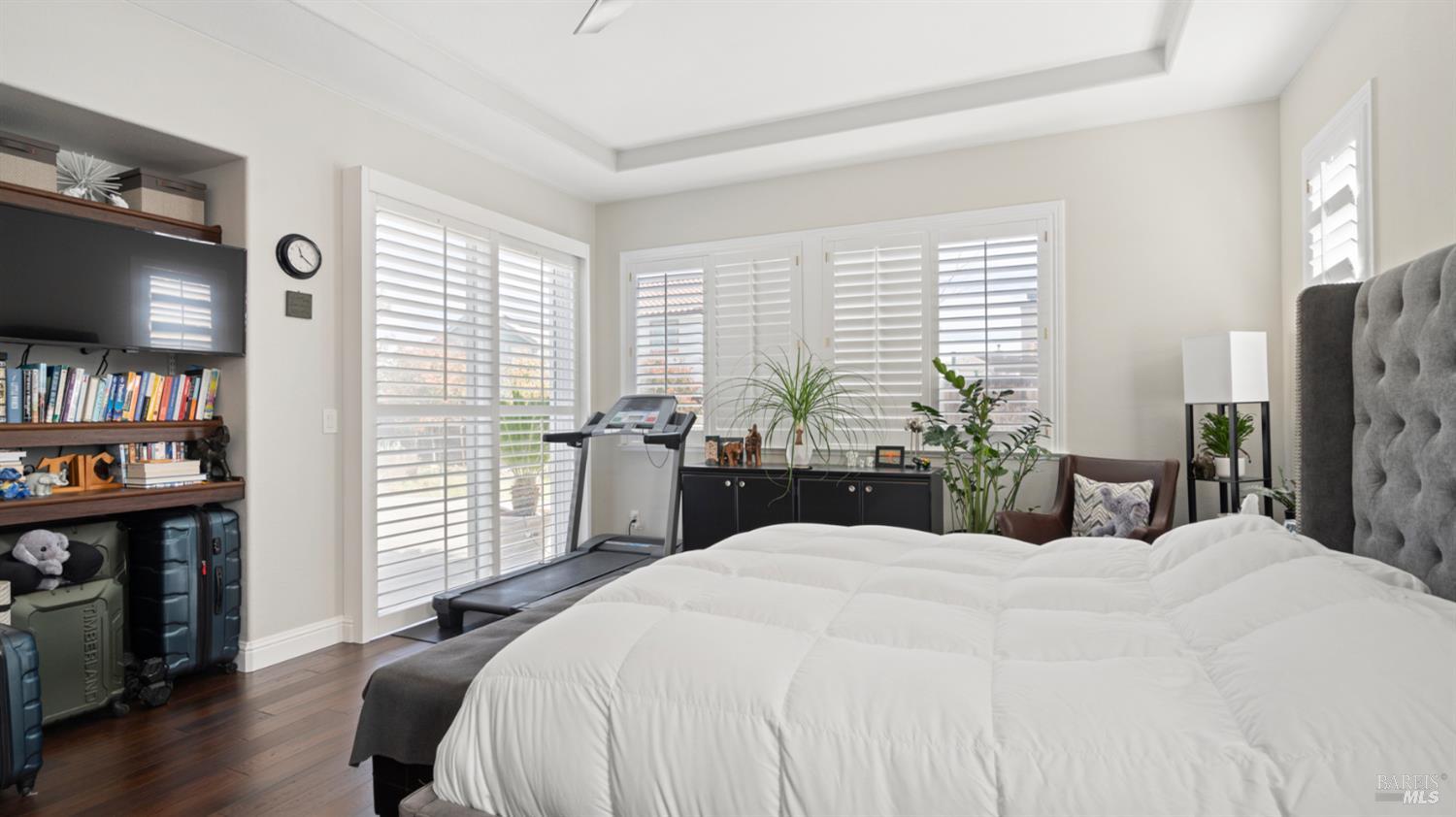 Detail Gallery Image 25 of 62 For 1803 Sanger Peak Way, Antioch,  CA 94531 - 4 Beds | 2/1 Baths