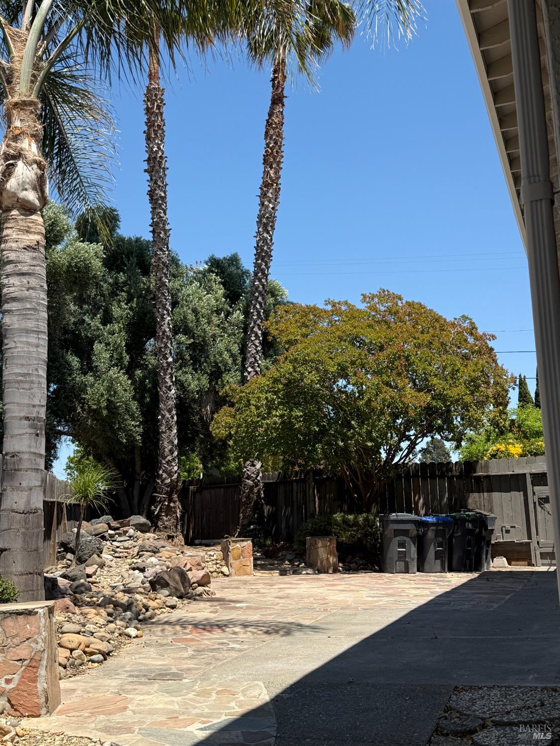 Detail Gallery Image 82 of 88 For 1661 Fairfield Ave, Fairfield,  CA 94533 - 3 Beds | 2/1 Baths