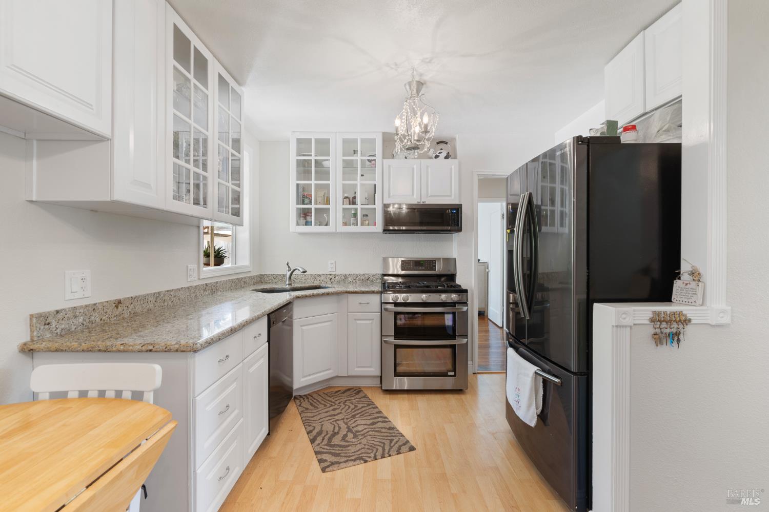 Detail Gallery Image 11 of 31 For 1213 Hale St, Vallejo,  CA 94591 - 3 Beds | 1 Baths