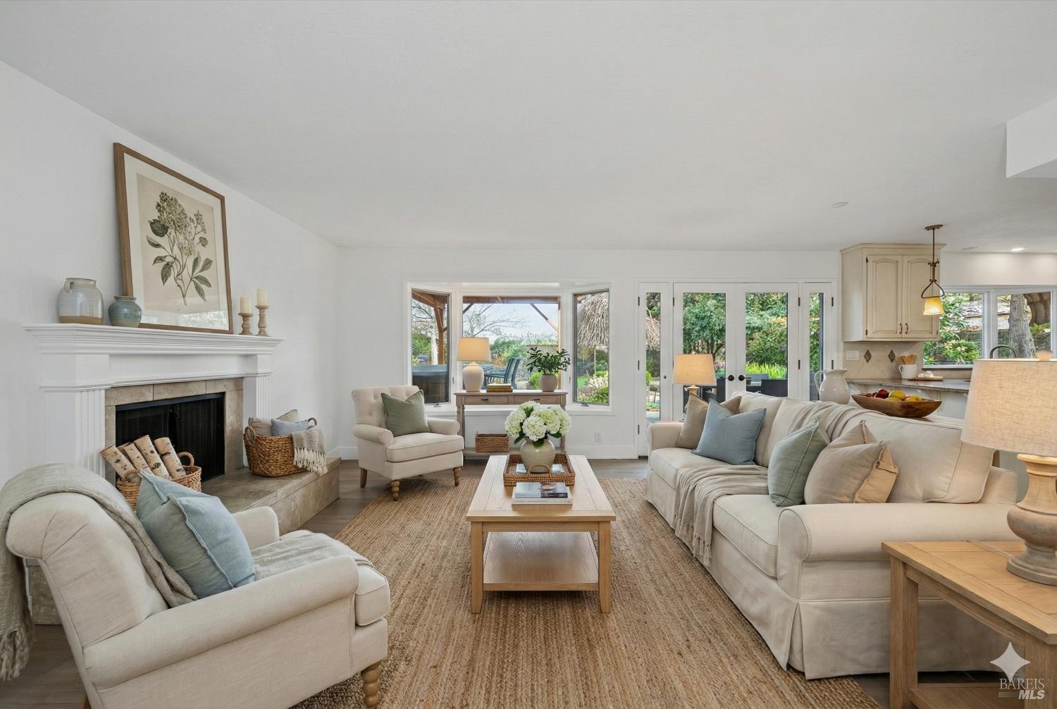 Detail Gallery Image 20 of 53 For 4078 Tokay Dr, Napa,  CA 94558 - 4 Beds | 2/1 Baths