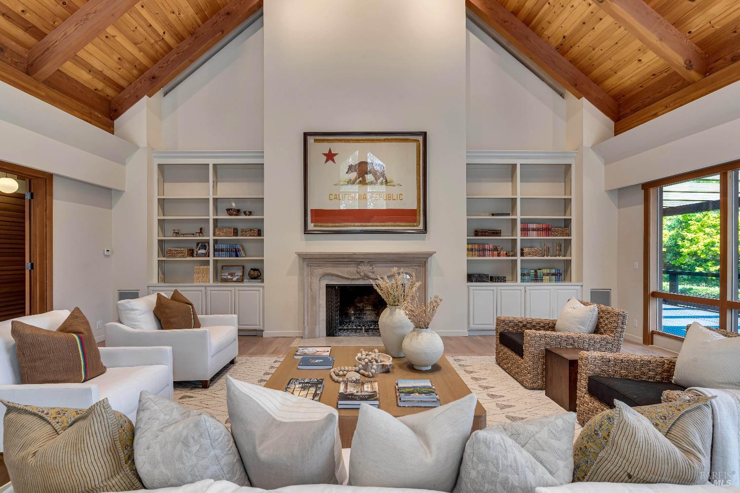 Detail Gallery Image 17 of 68 For 1626 Whitehall Ln, Saint Helena,  CA 94574 - 5 Beds | 7/1 Baths