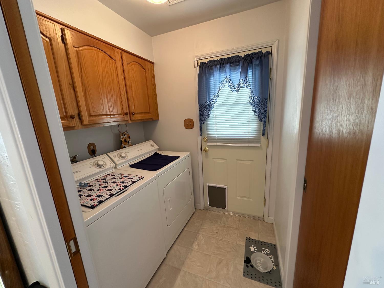 Detail Gallery Image 8 of 20 For 12945 Lakeland St #1,  Clearlake Oaks,  CA 95423 - 2 Beds | 2 Baths