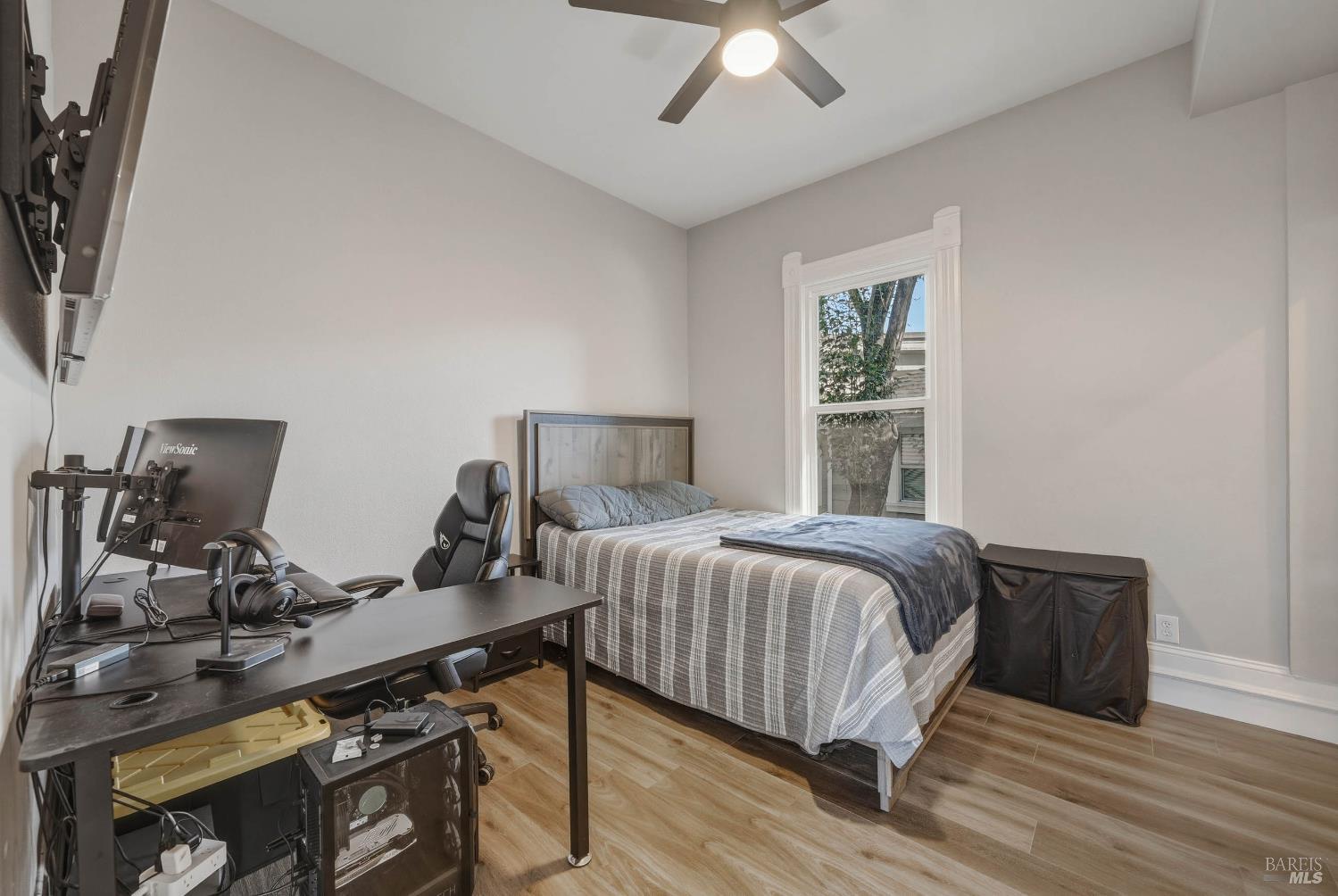 Detail Gallery Image 15 of 33 For 107 Sebastopol Ave, Santa Rosa,  CA 95407 - 4 Beds | 3/1 Baths