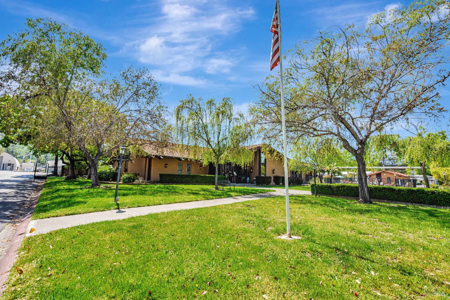 Detail Gallery Image 24 of 25 For 815 Las Palmas Ave, Novato,  CA 94949 - 2 Beds | 2 Baths