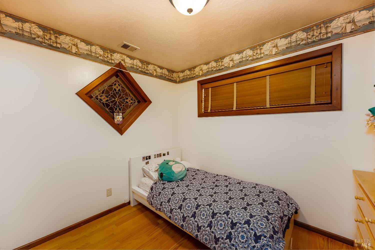 Detail Gallery Image 14 of 34 For 1096 W Standley St, Ukiah,  CA 95482 - 3 Beds | 3 Baths