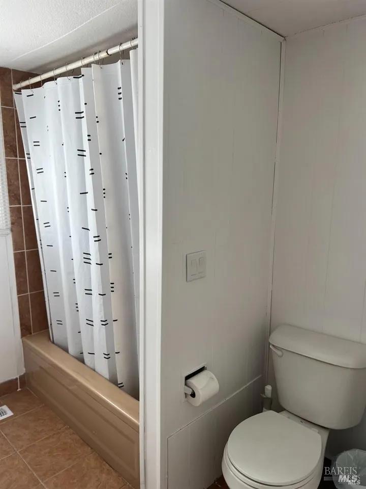 Detail Gallery Image 12 of 17 For 316 Pear Ln, Santa Rosa,  CA 95407 - 3 Beds | 1 Baths