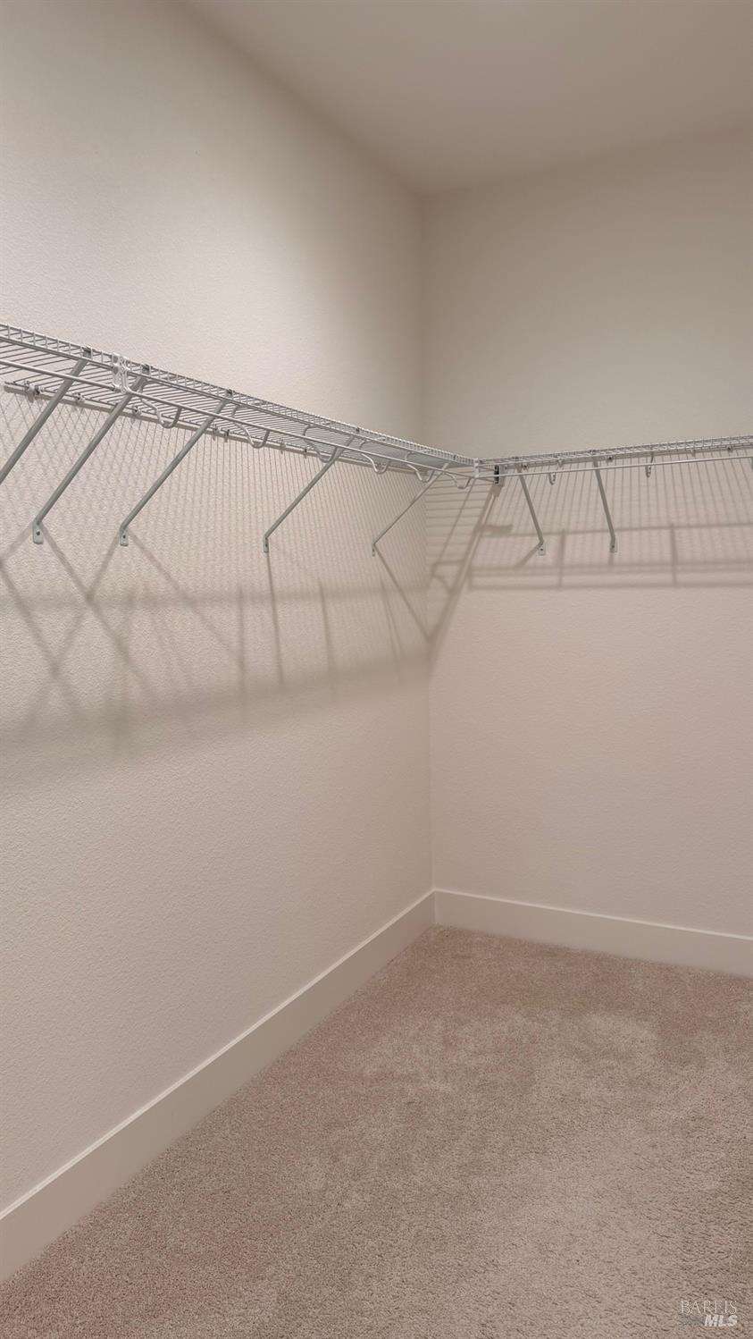 Detail Gallery Image 21 of 49 For 1548 Nightfall Ln, Fairfield,  CA 94533 - 5 Beds | 4 Baths