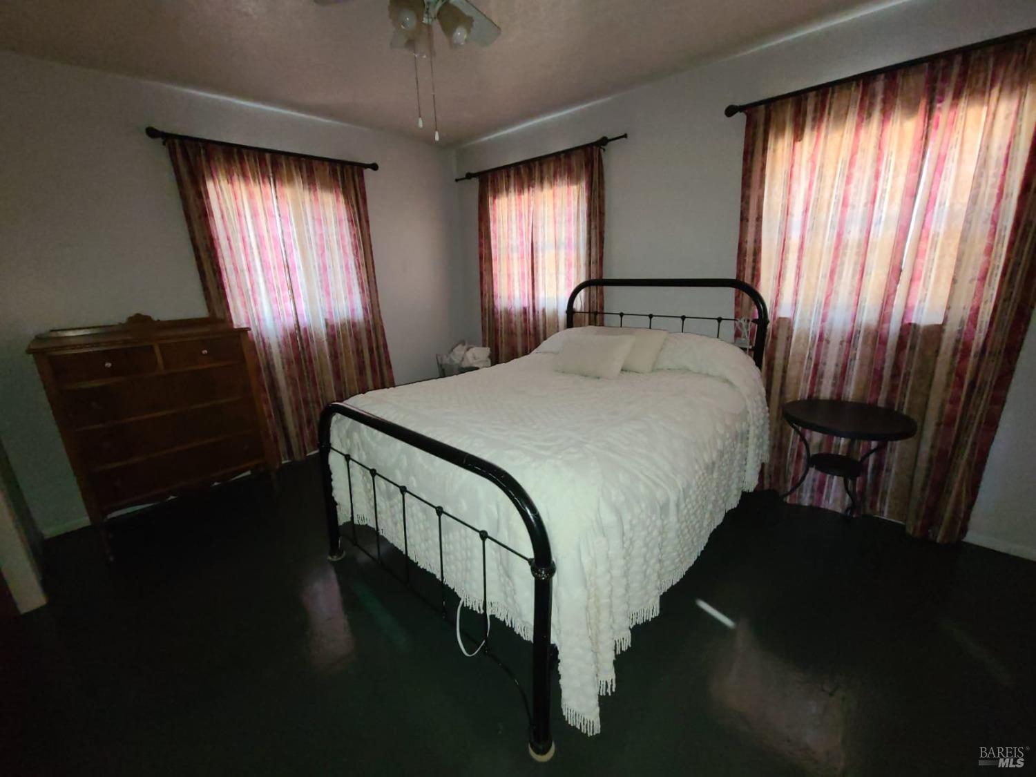 Detail Gallery Image 18 of 26 For 76275 Perry St, Covelo,  CA 95428 - 3 Beds | 1 Baths