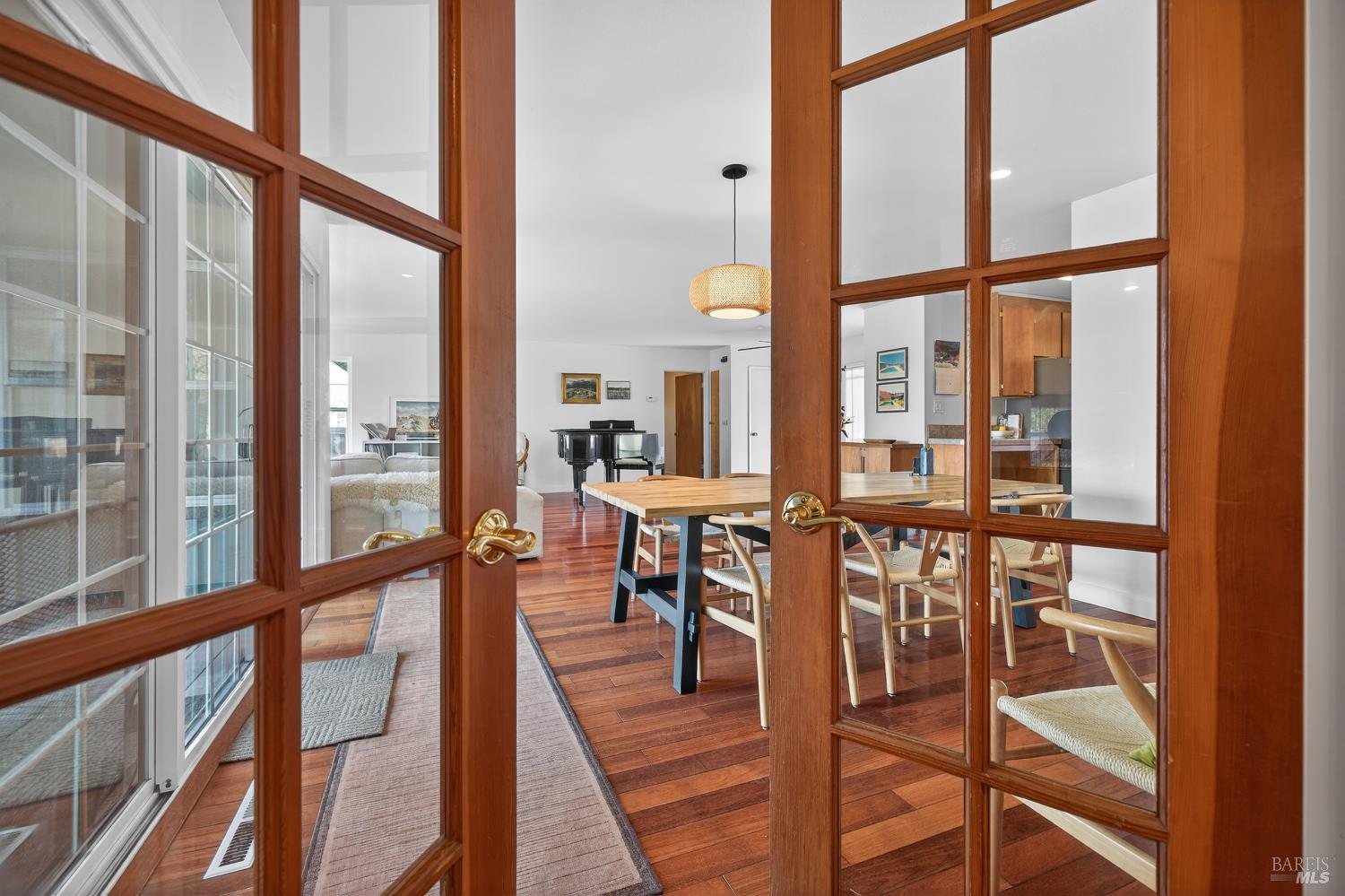 Detail Gallery Image 17 of 51 For 445 Marshall Ave, Petaluma,  CA 94952 - 3 Beds | 2 Baths