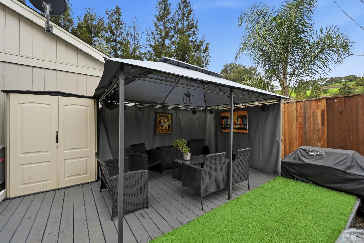 Detail Gallery Image 11 of 32 For 29 Vanessa Ct, Napa,  CA 94558 - 2 Beds | 2 Baths