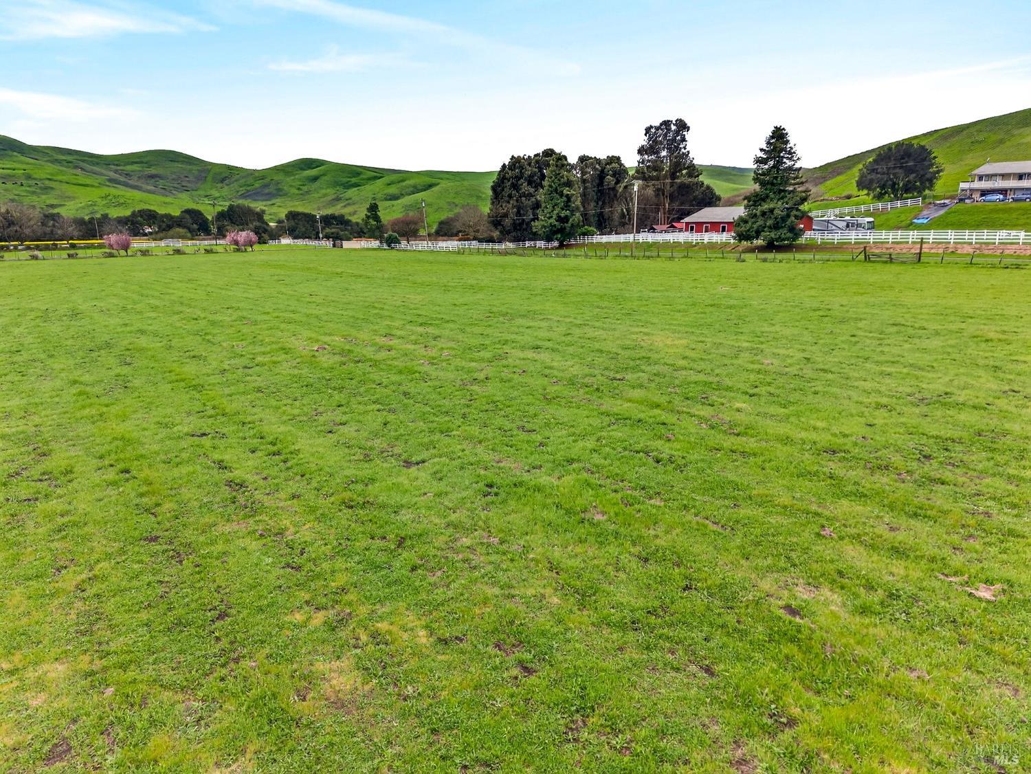 Detail Gallery Image 62 of 69 For 3534 Spurs Trl, American Canyon,  CA 94503 - 4 Beds | 2 Baths