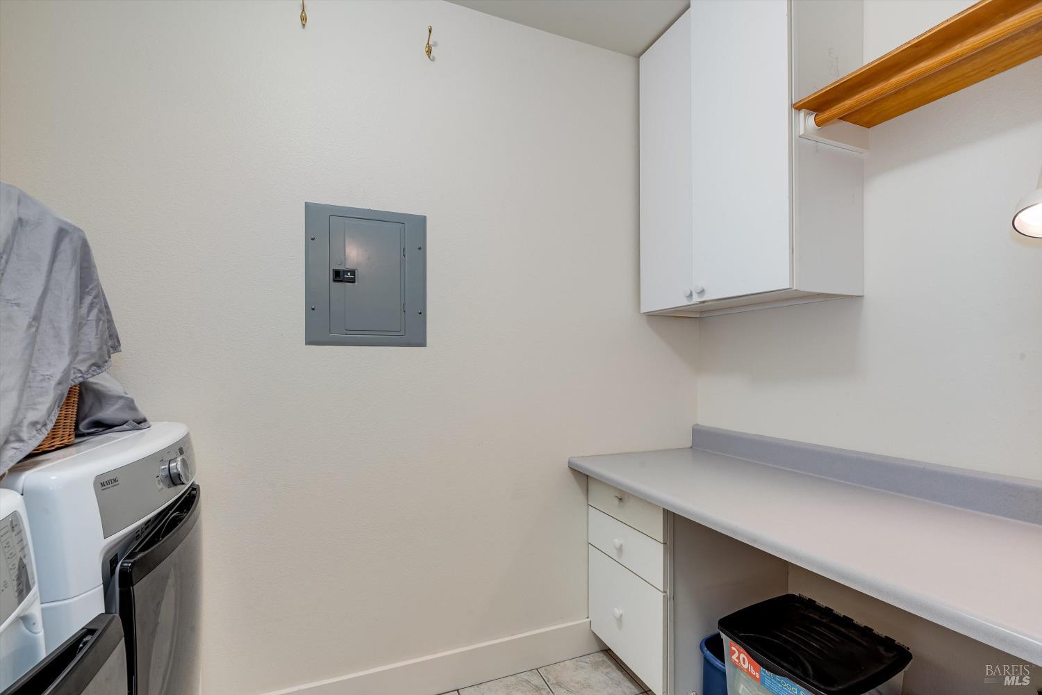 Detail Gallery Image 14 of 30 For 1911 Emerald Dr, Calistoga,  CA 94515 - 3 Beds | 2 Baths