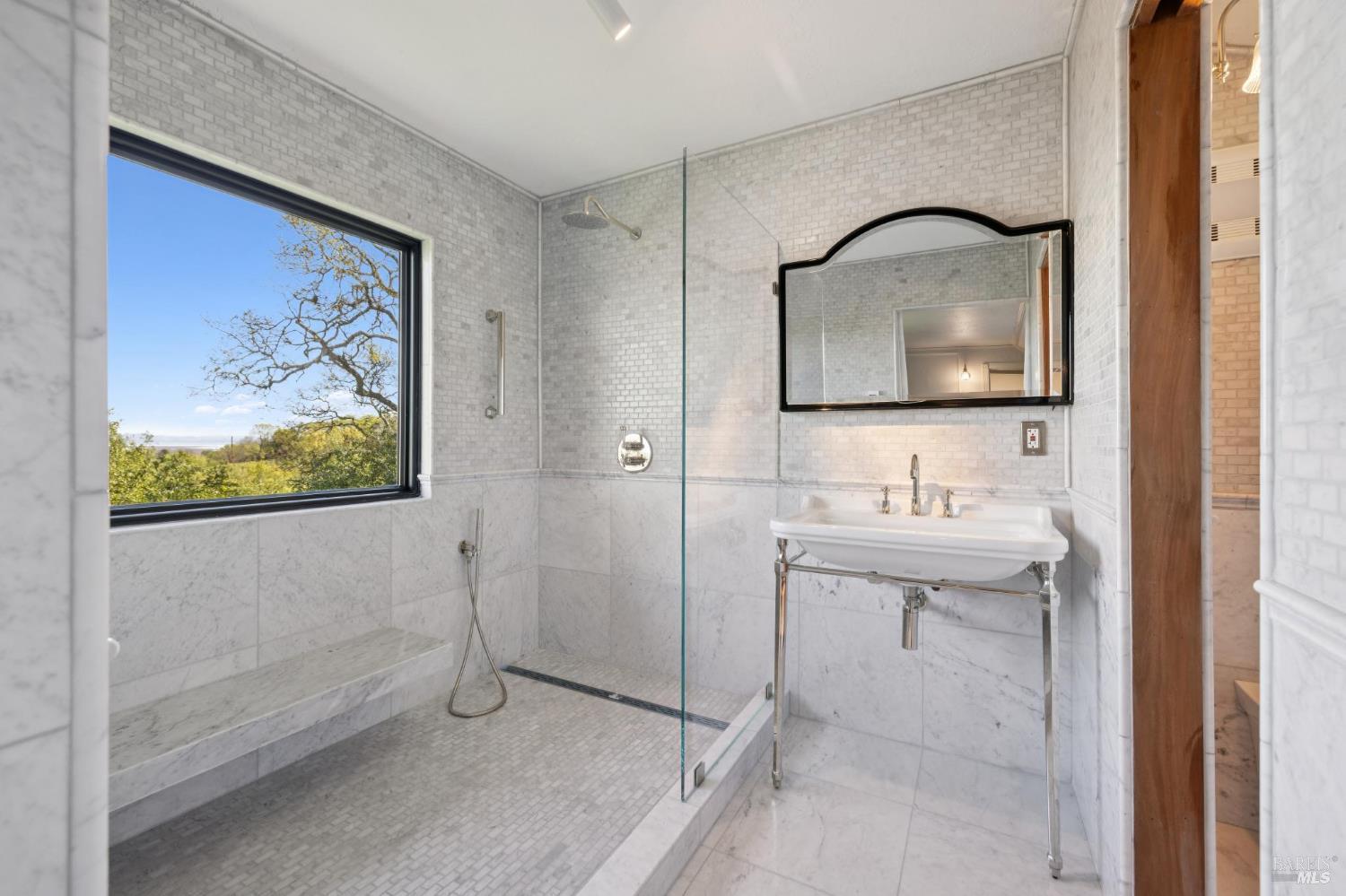 Detail Gallery Image 47 of 66 For 160 Crest Rd, Novato,  CA 94945 - 3 Beds | 3/2 Baths