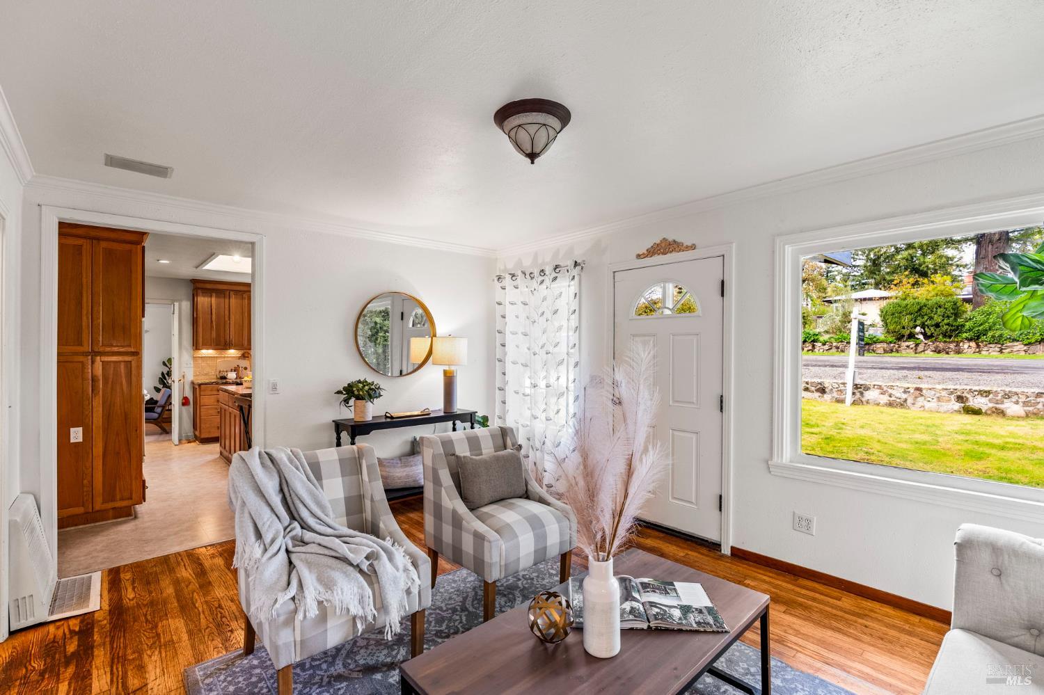 Detail Gallery Image 8 of 36 For 355 Sky Oaks Dr, Angwin,  CA 94508 - 5 Beds | 3 Baths