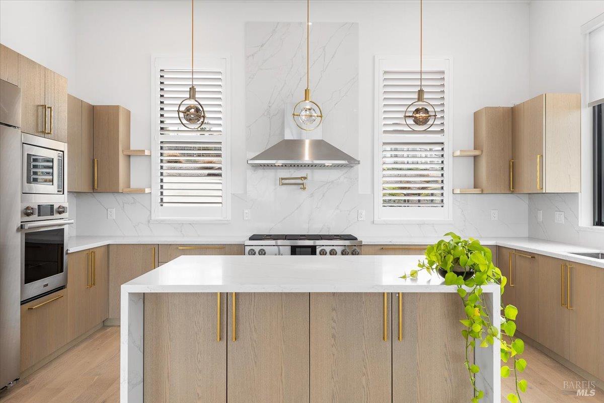 Detail Gallery Image 16 of 75 For 3623 Crescent Cir, Santa Rosa,  CA 95403 - 4 Beds | 5 Baths