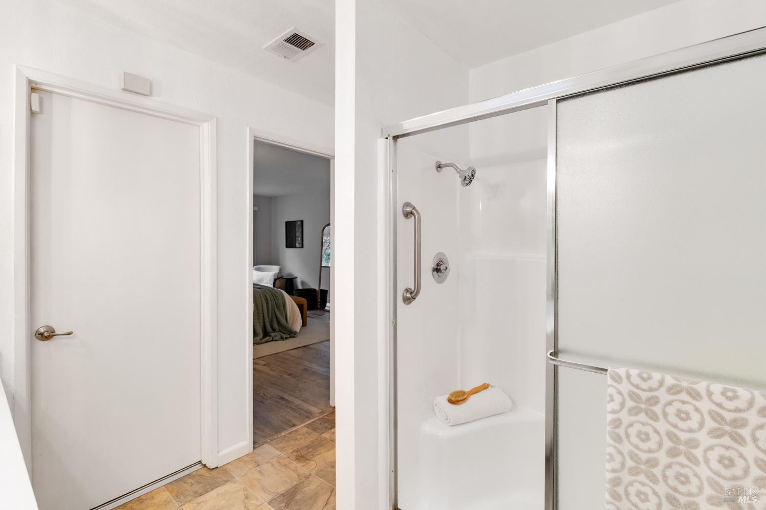 Detail Gallery Image 30 of 48 For 1474 London Cir, Benicia,  CA 94510 - 2 Beds | 2 Baths