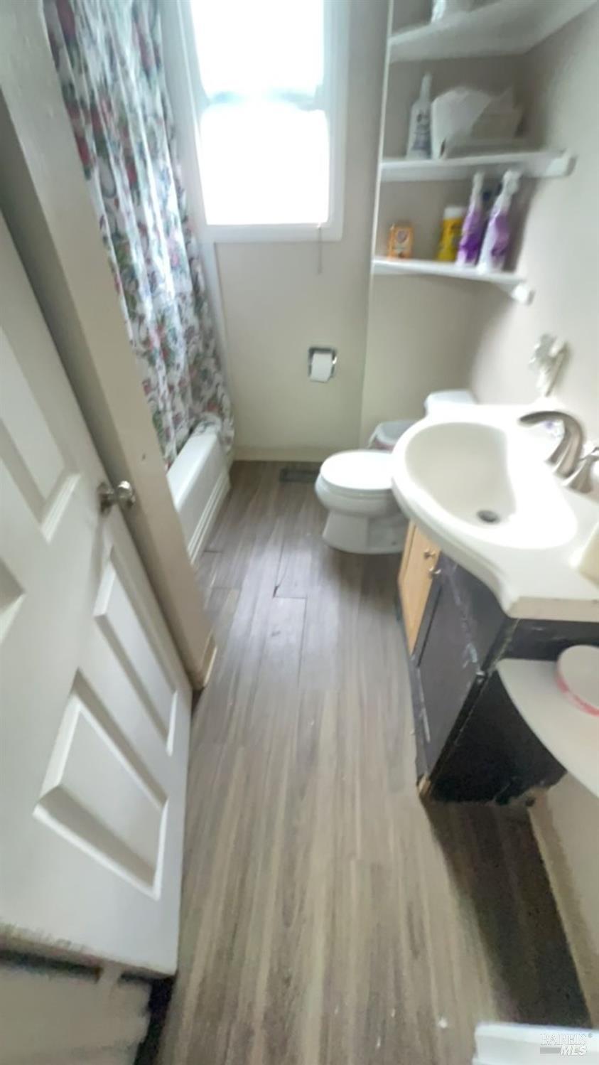 Detail Gallery Image 21 of 26 For 1020 Bennett Valley Rd, Santa Rosa,  CA 95404 - – Beds | – Baths