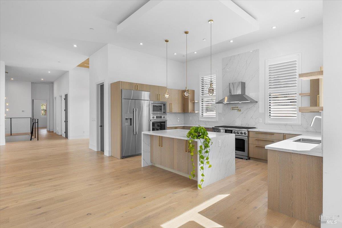 Detail Gallery Image 19 of 75 For 3623 Crescent Cir, Santa Rosa,  CA 95403 - 4 Beds | 5 Baths