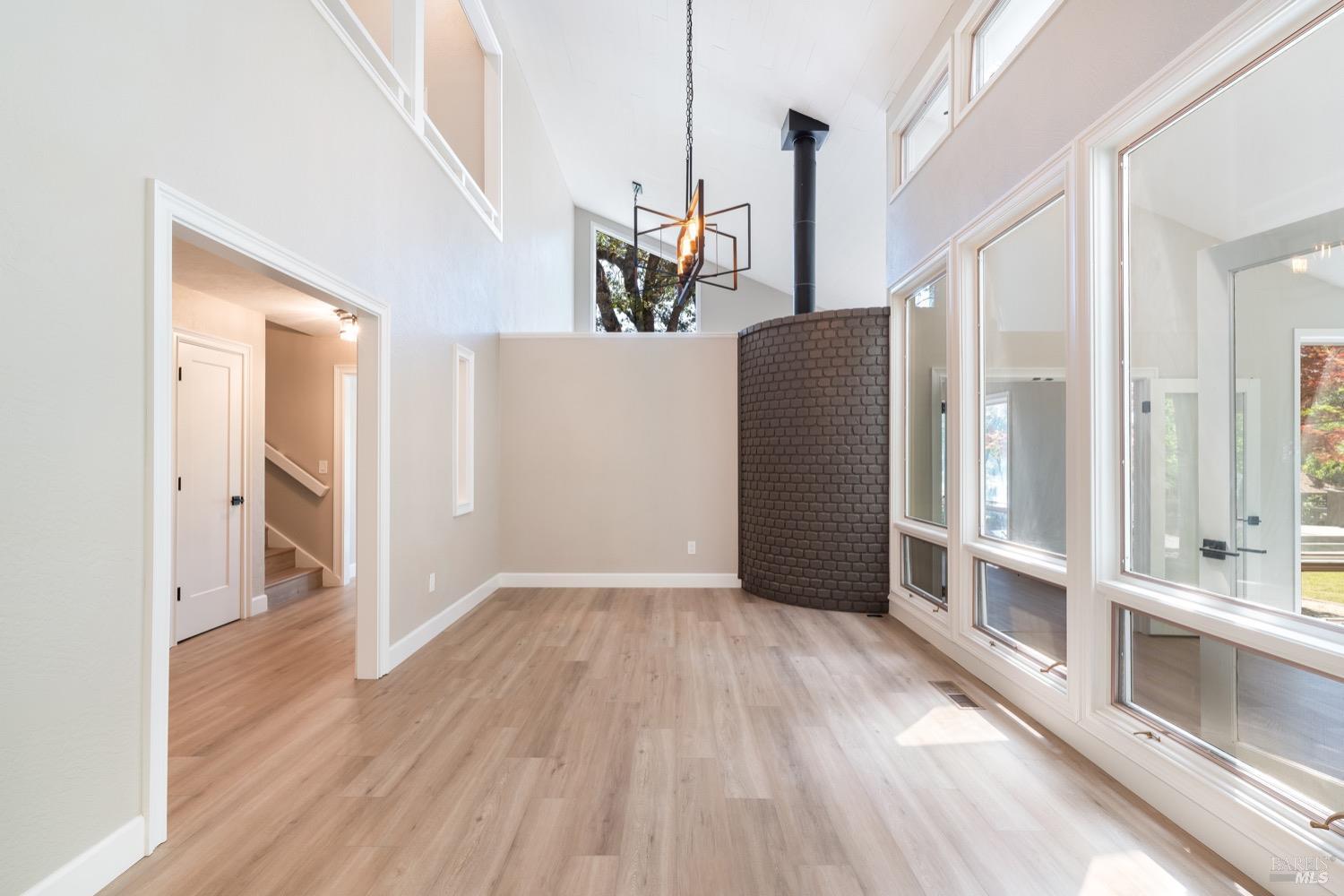 Detail Gallery Image 22 of 74 For 1275 Summit Lake Dr, Angwin,  CA 94508 - 4 Beds | 3/1 Baths