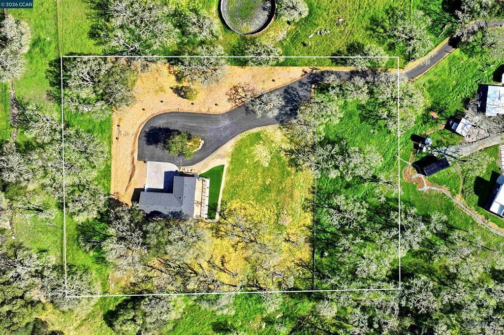 Detail Gallery Image 6 of 55 For 2087 1st Ave, Napa,  CA 94558 - 4 Beds | 2 Baths