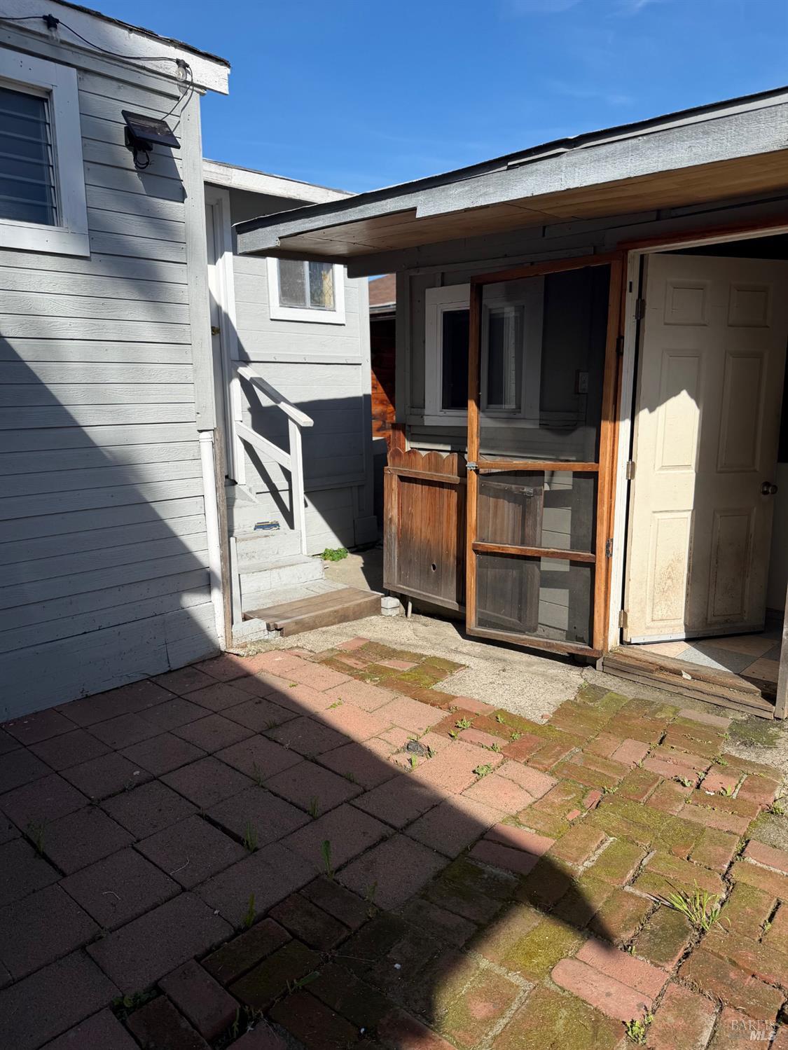 Detail Gallery Image 11 of 12 For 2002 Marin St, Vallejo,  CA 94590 - 2 Beds | 2 Baths