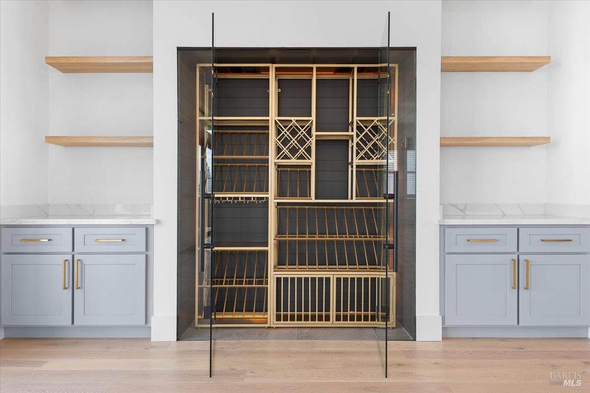 Detail Gallery Image 10 of 75 For 3623 Crescent Cir, Santa Rosa,  CA 95403 - 4 Beds | 5 Baths