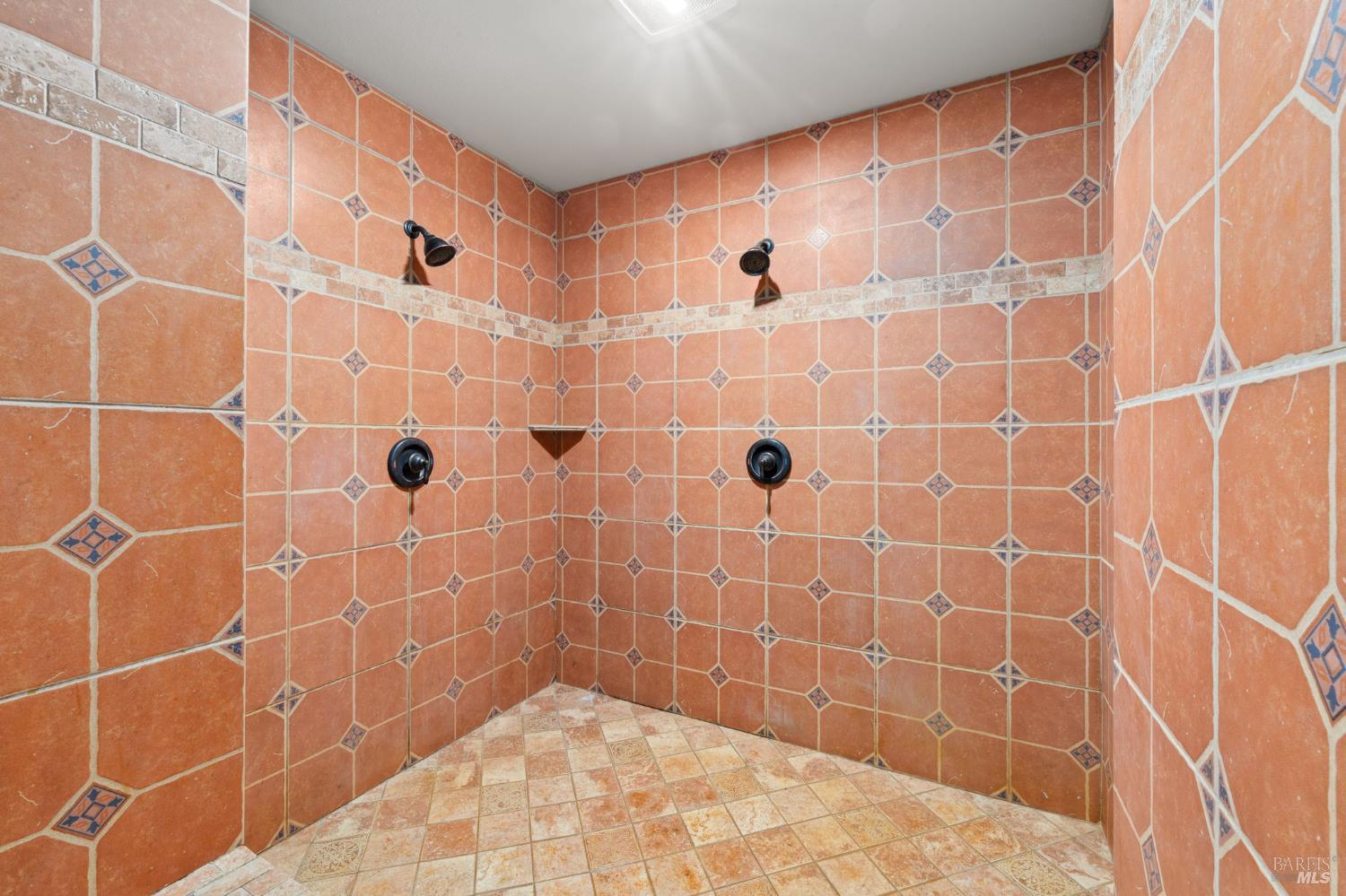 Detail Gallery Image 19 of 53 For 9935 Occidental Rd, Sebastopol,  CA 95472 - 3 Beds | 3 Baths