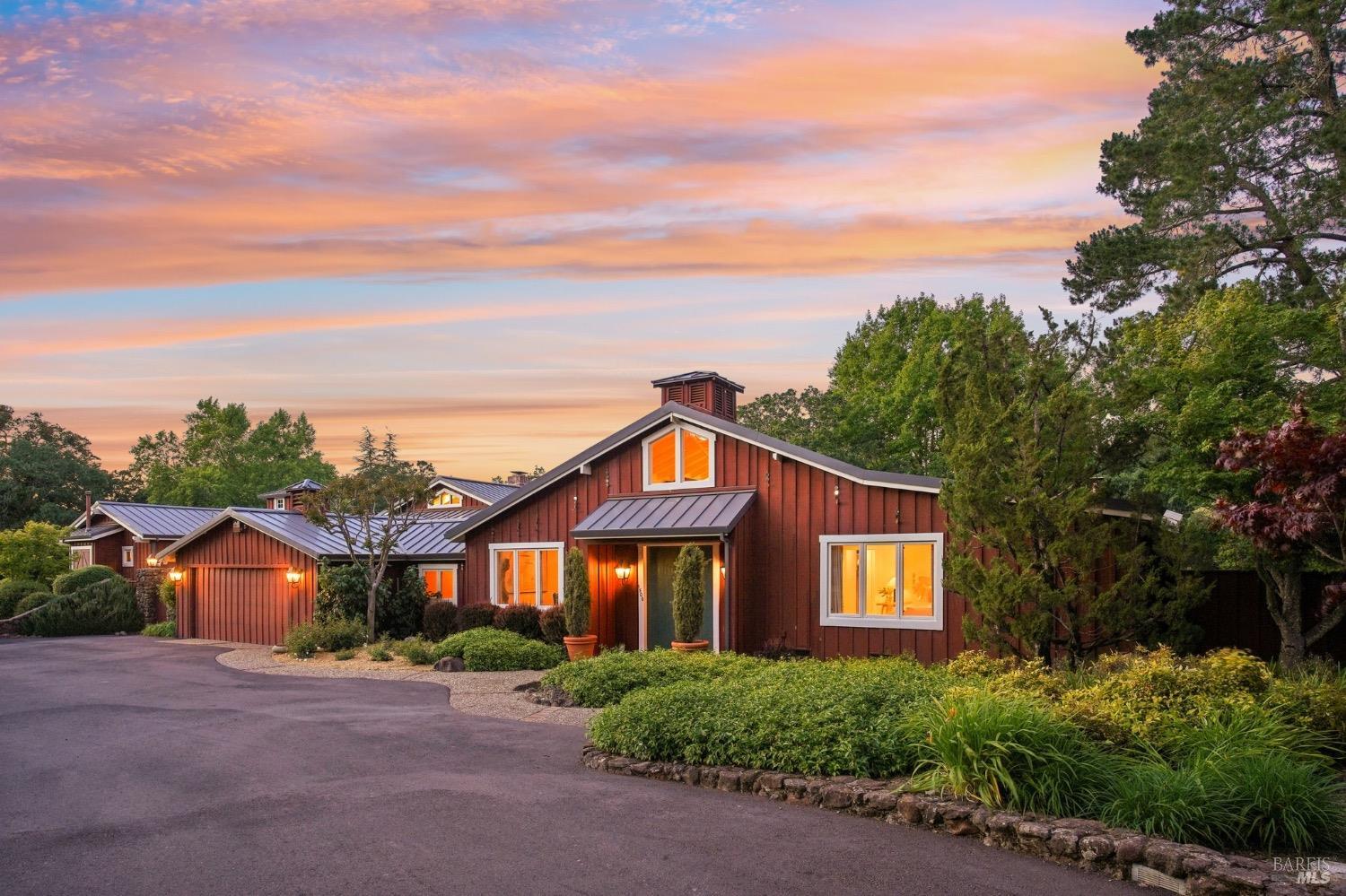 Detail Gallery Image 8 of 88 For 1500 Morningside Mtn Rd, Glen Ellen,  CA 95442 - 3 Beds | 4 Baths