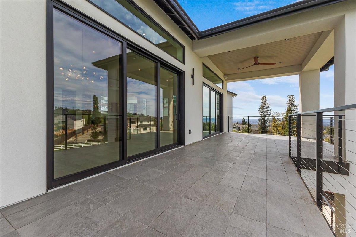 Detail Gallery Image 32 of 75 For 3623 Crescent Cir, Santa Rosa,  CA 95403 - 4 Beds | 5 Baths