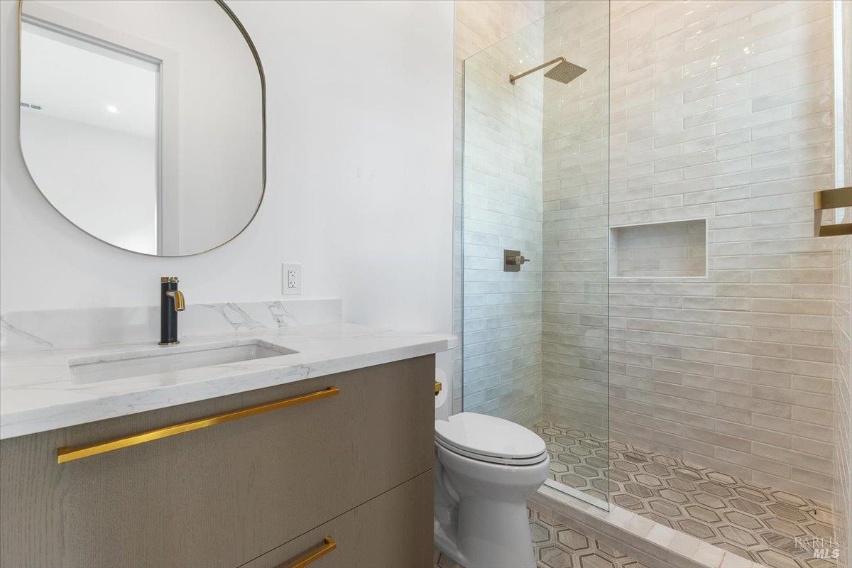 Detail Gallery Image 41 of 75 For 3623 Crescent Cir, Santa Rosa,  CA 95403 - 4 Beds | 5 Baths