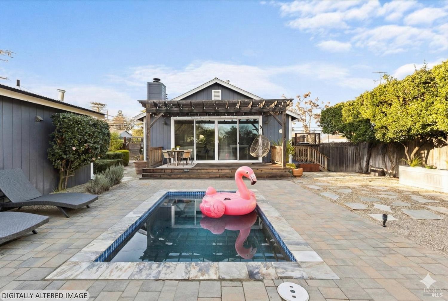 Detail Gallery Image 12 of 36 For 75 Ca-128 Hwy, Geyserville,  CA 95441 - 3 Beds | 2 Baths