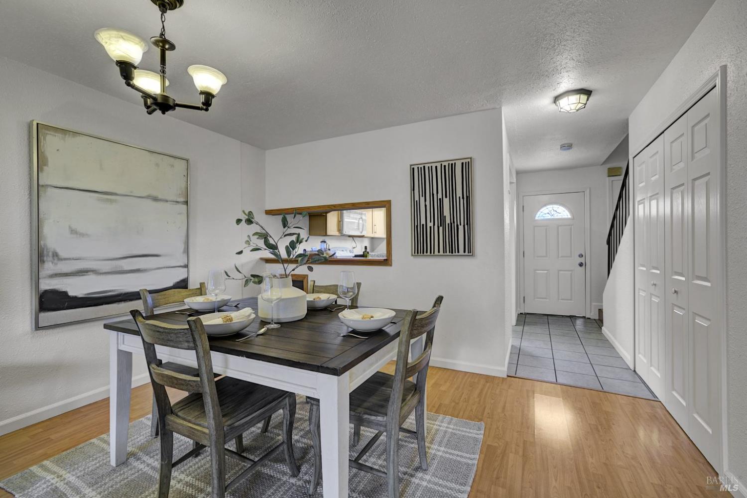 Detail Gallery Image 9 of 33 For 735 Racquet Club Cir, Rohnert Park,  CA 94928 - 2 Beds | 1/1 Baths
