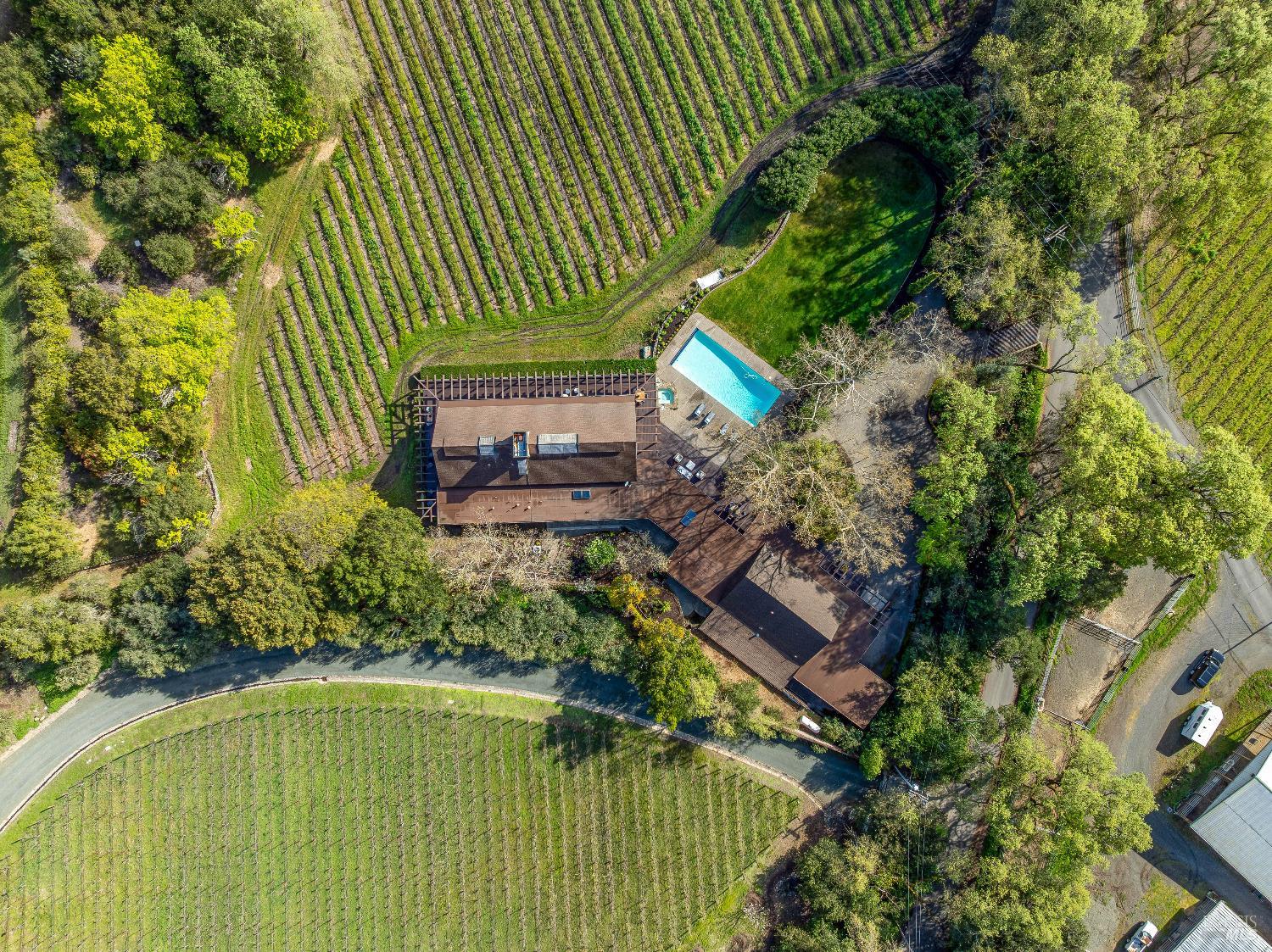 Detail Gallery Image 6 of 68 For 1626 Whitehall Ln, Saint Helena,  CA 94574 - 5 Beds | 7/1 Baths