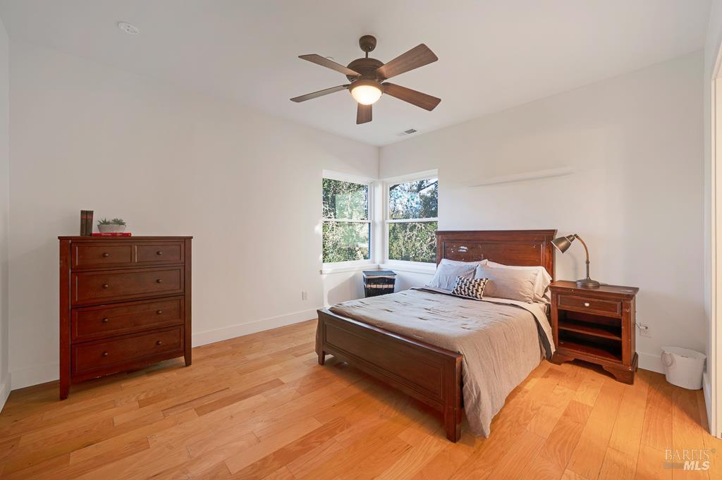 Detail Gallery Image 18 of 39 For 801 Samantha Ct, Healdsburg,  CA 95448 - 5 Beds | 4 Baths