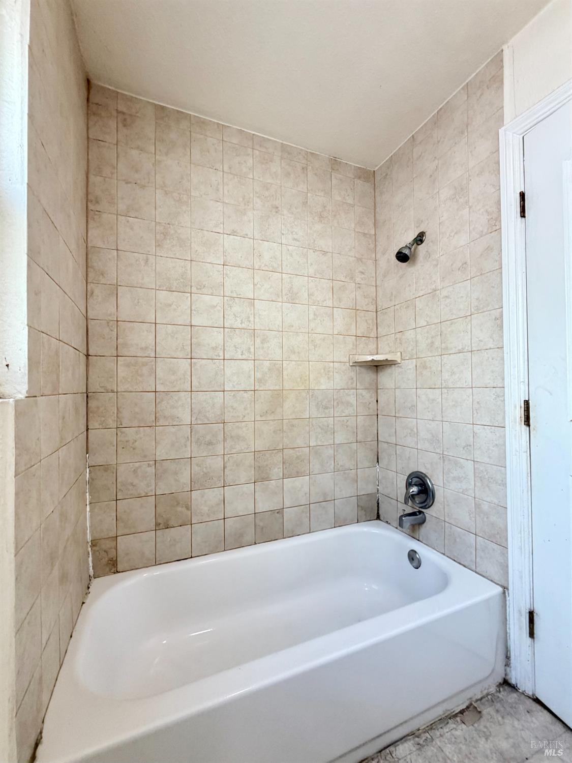 Detail Gallery Image 19 of 33 For 2530 Pacific St, Napa,  CA 94558 - 2 Beds | 1 Baths