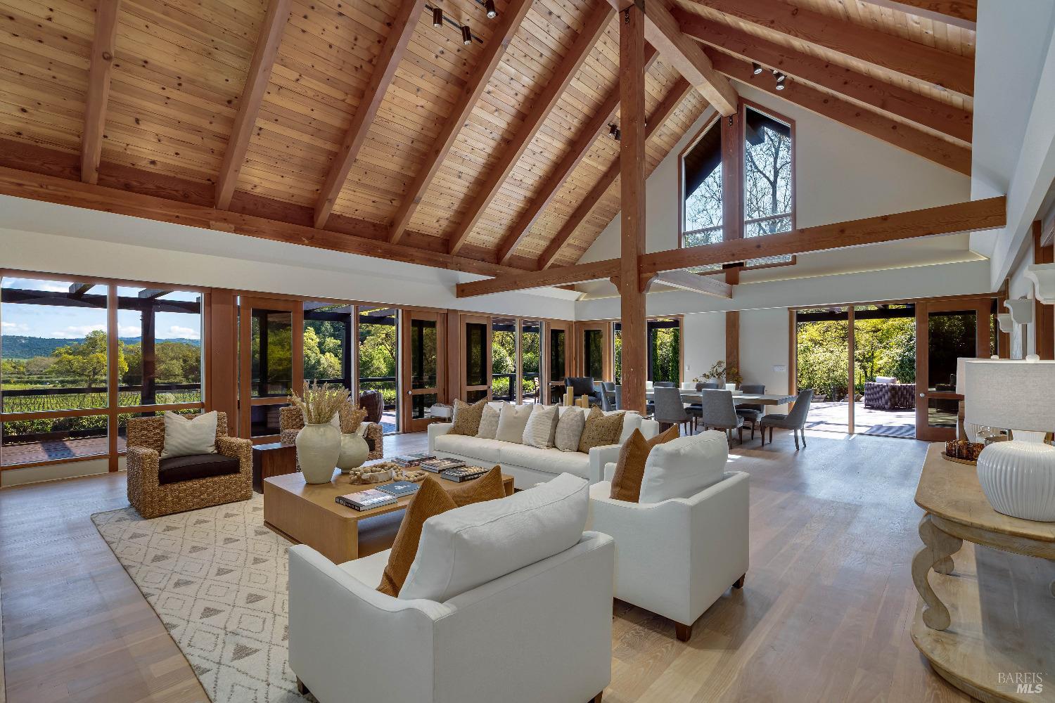 Detail Gallery Image 15 of 68 For 1626 Whitehall Ln, Saint Helena,  CA 94574 - 5 Beds | 7/1 Baths