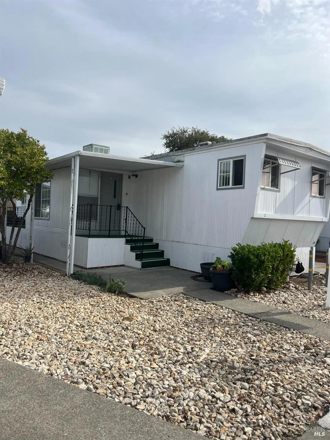 Front Image Thumbnail for BA326016507