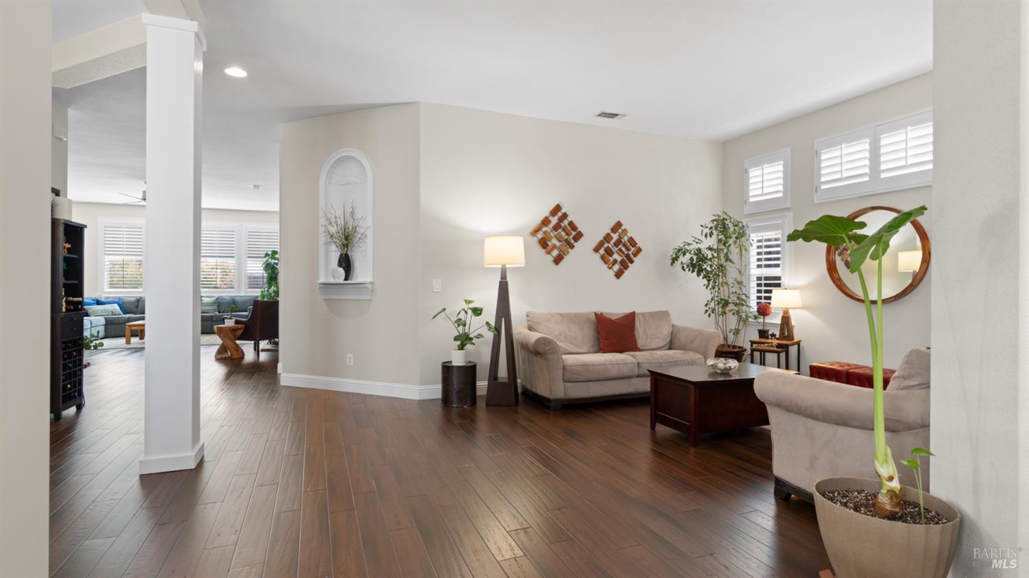 Detail Gallery Image 6 of 62 For 1803 Sanger Peak Way, Antioch,  CA 94531 - 4 Beds | 2/1 Baths