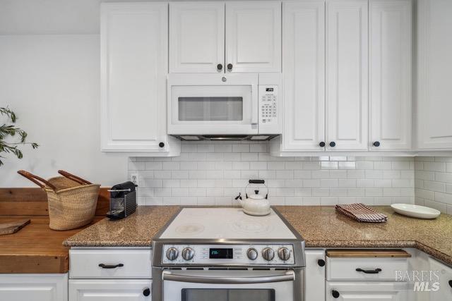 Detail Gallery Image 20 of 35 For 118 Eucalyptus Knoll St, Mill Valley,  CA 94941 - 2 Beds | 2 Baths