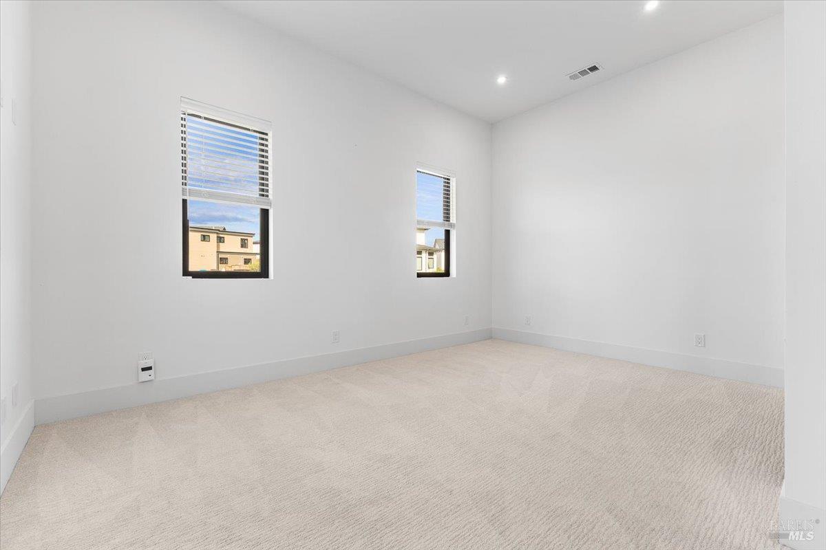 Detail Gallery Image 49 of 75 For 3623 Crescent Cir, Santa Rosa,  CA 95403 - 4 Beds | 5 Baths