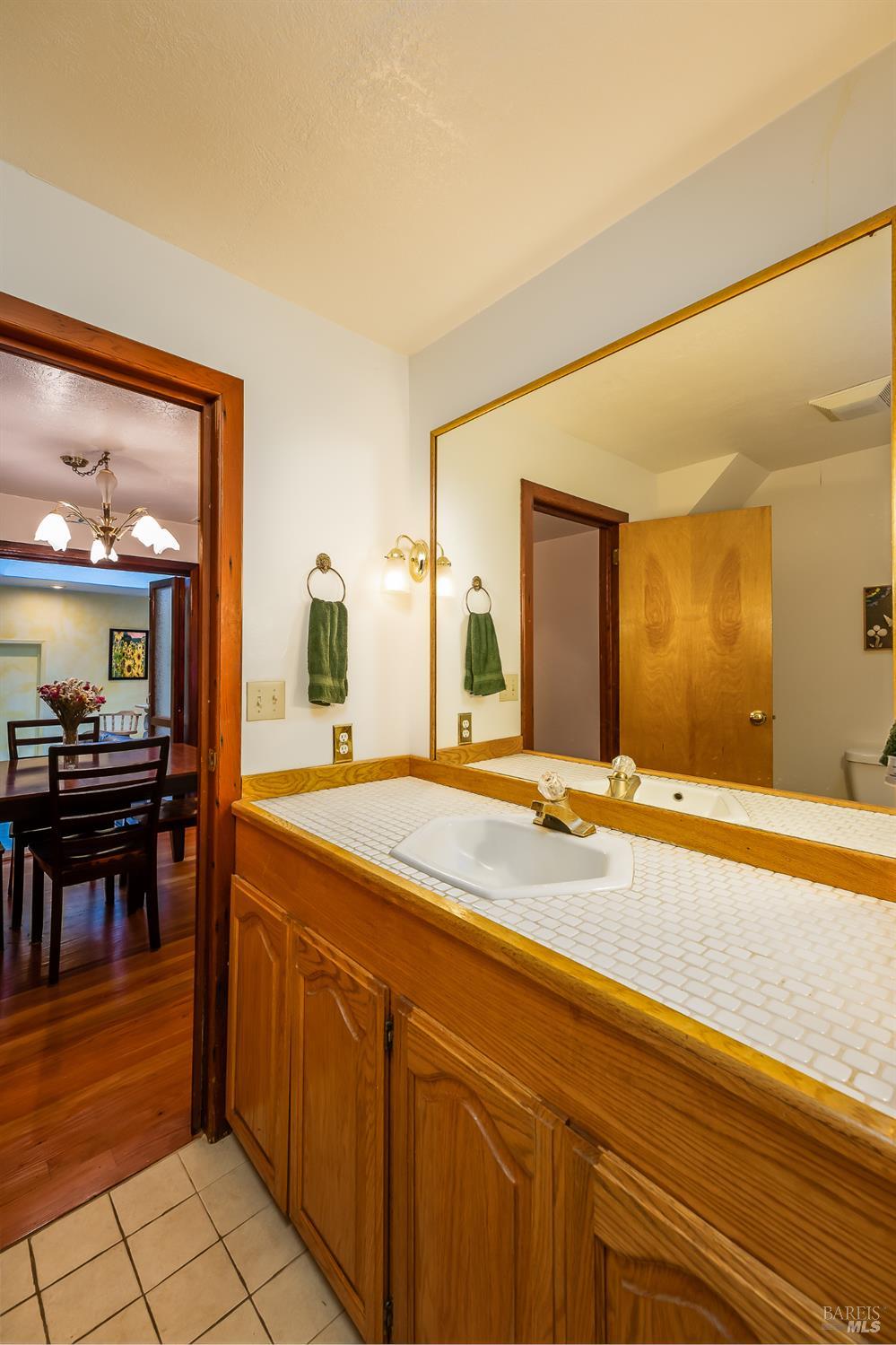 Detail Gallery Image 18 of 34 For 1096 W Standley St, Ukiah,  CA 95482 - 3 Beds | 3 Baths