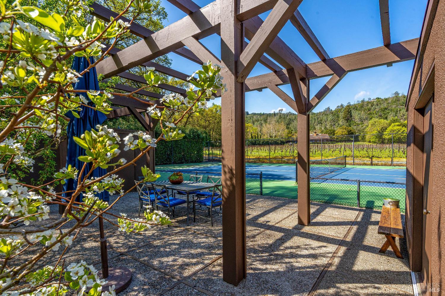 Detail Gallery Image 60 of 68 For 1626 Whitehall Ln, Saint Helena,  CA 94574 - 5 Beds | 7/1 Baths