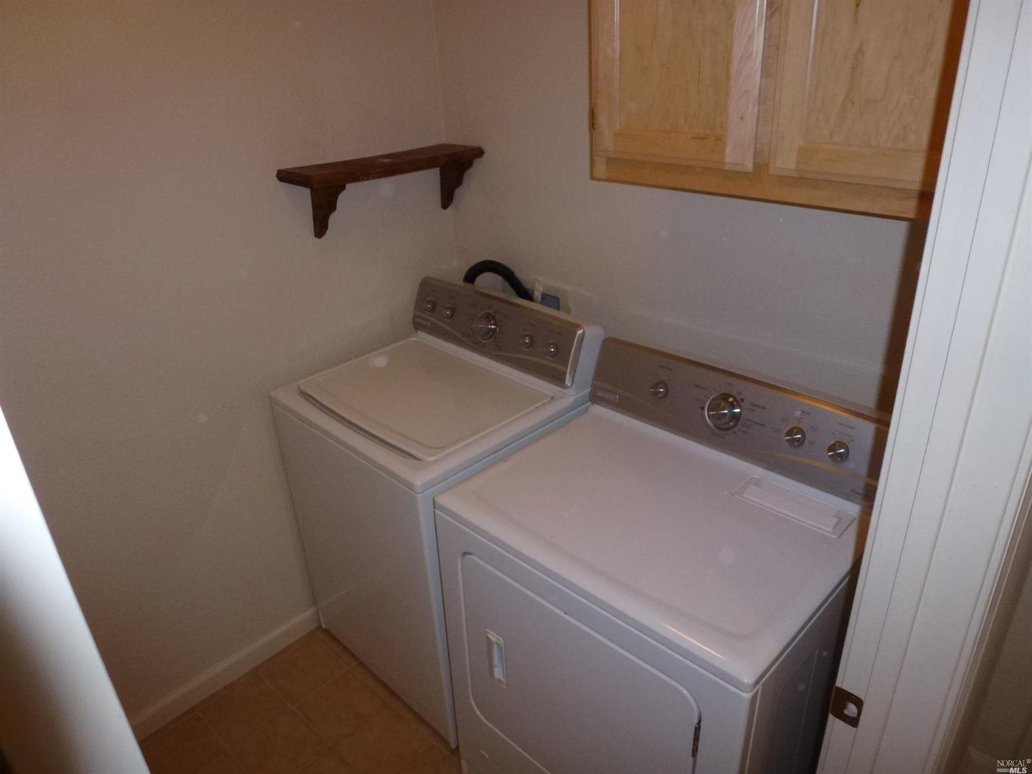 Detail Gallery Image 9 of 11 For 3273 Inwood Pl, Fairfield,  CA 94534 - 2 Beds | 2 Baths