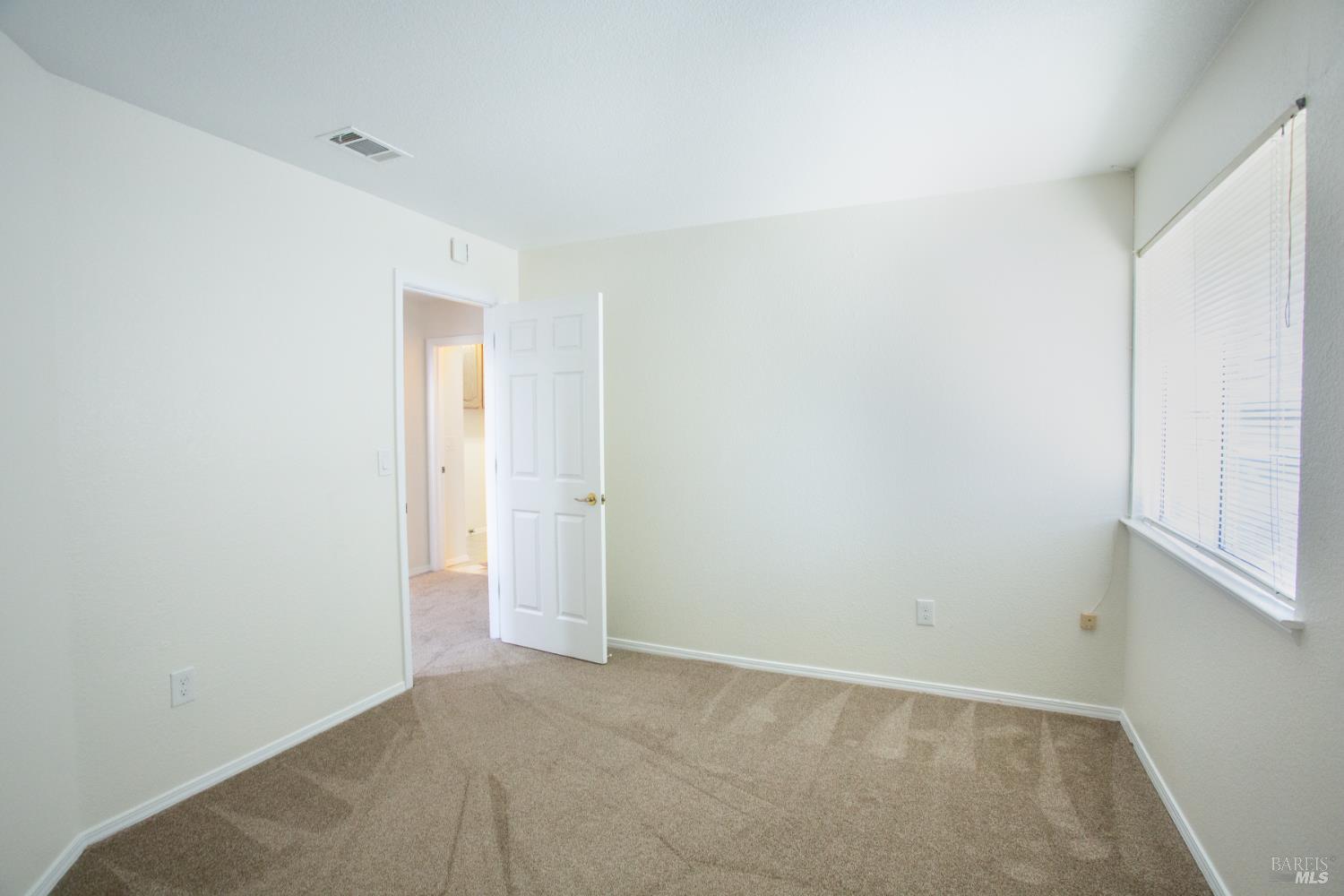 Detail Gallery Image 22 of 54 For 767 Raven Dr, Vacaville,  CA 95687 - 3 Beds | 2 Baths