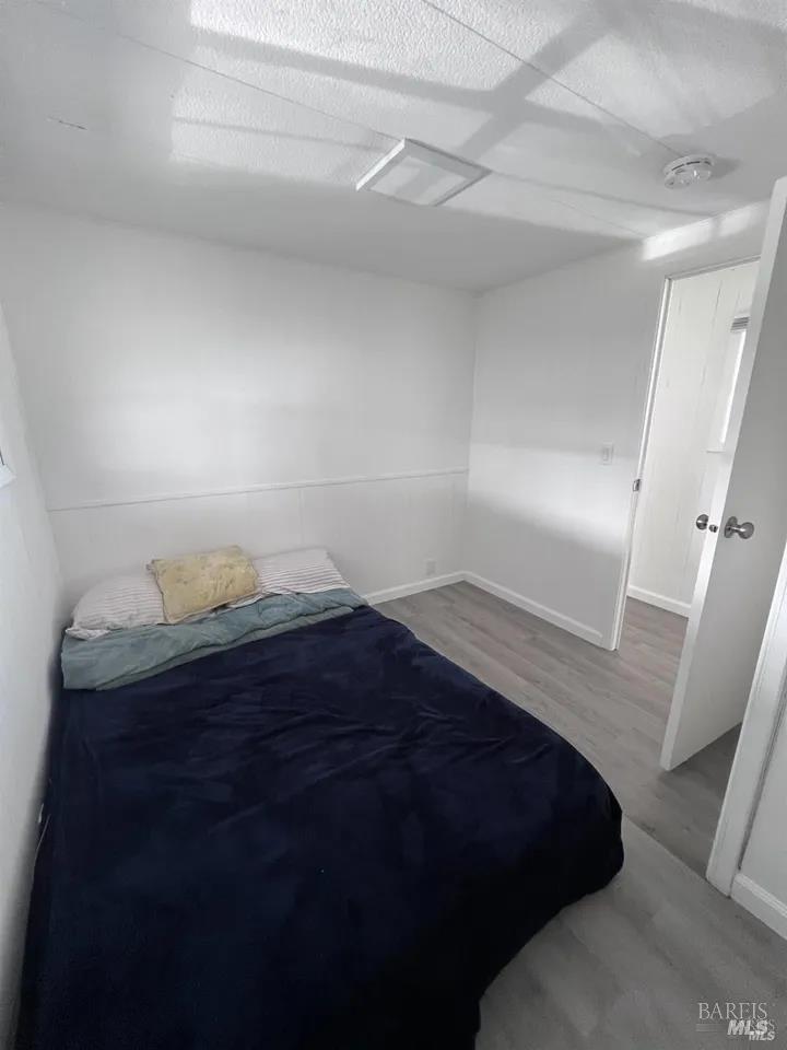 Detail Gallery Image 8 of 17 For 316 Pear Ln, Santa Rosa,  CA 95407 - 3 Beds | 1 Baths