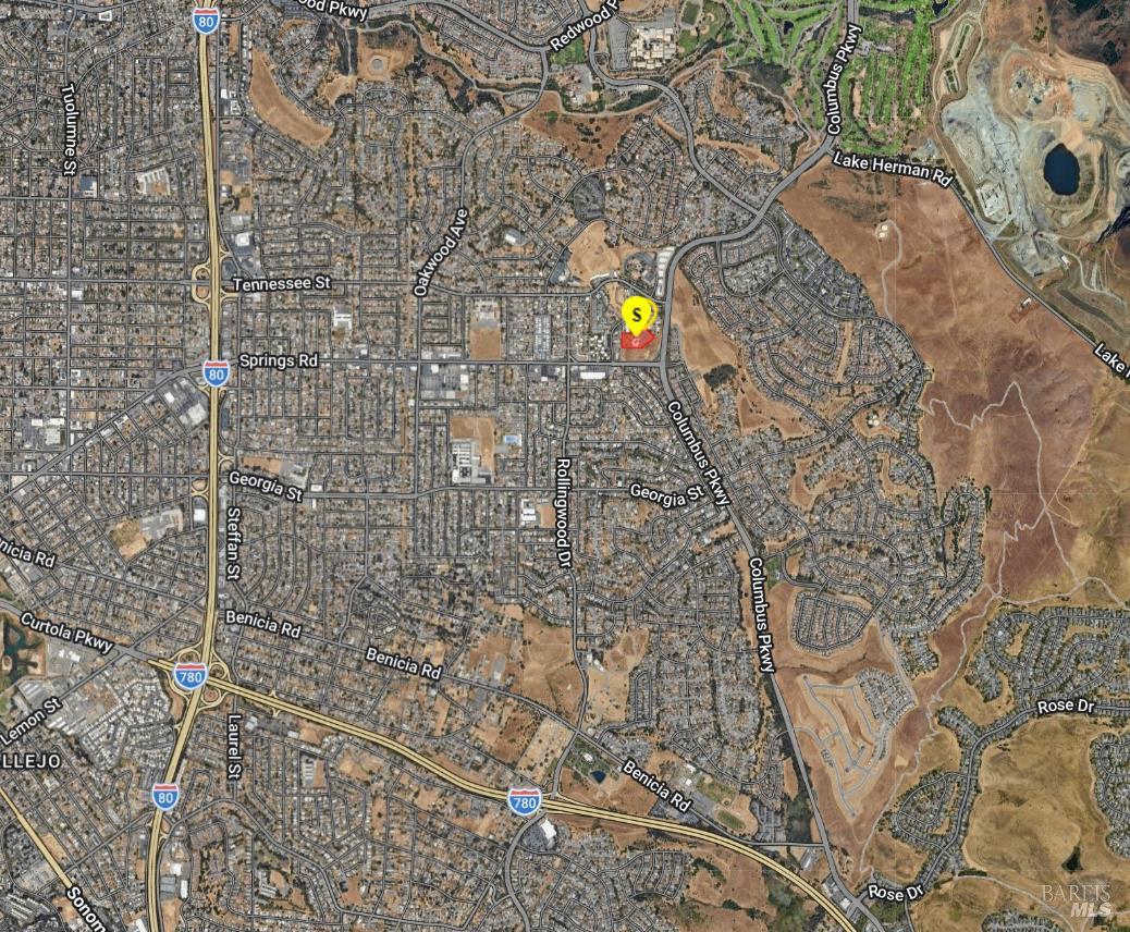 Detail Gallery Image 2 of 4 For 330 Avian Dr, Vallejo,  CA 94591 - – Beds | – Baths