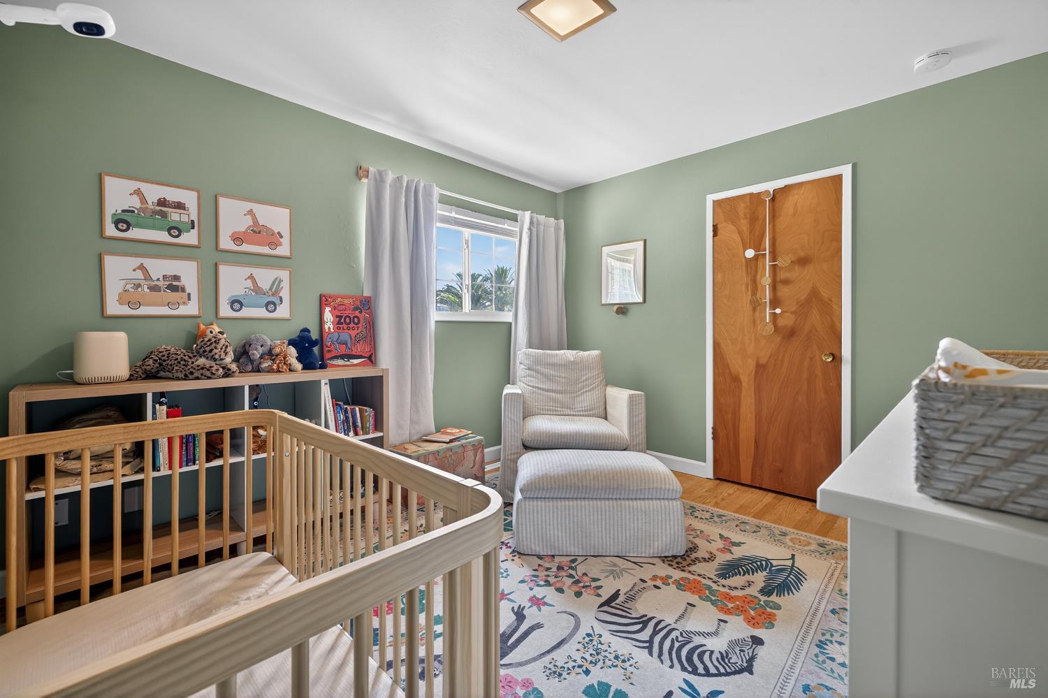 Detail Gallery Image 31 of 51 For 445 Marshall Ave, Petaluma,  CA 94952 - 3 Beds | 2 Baths